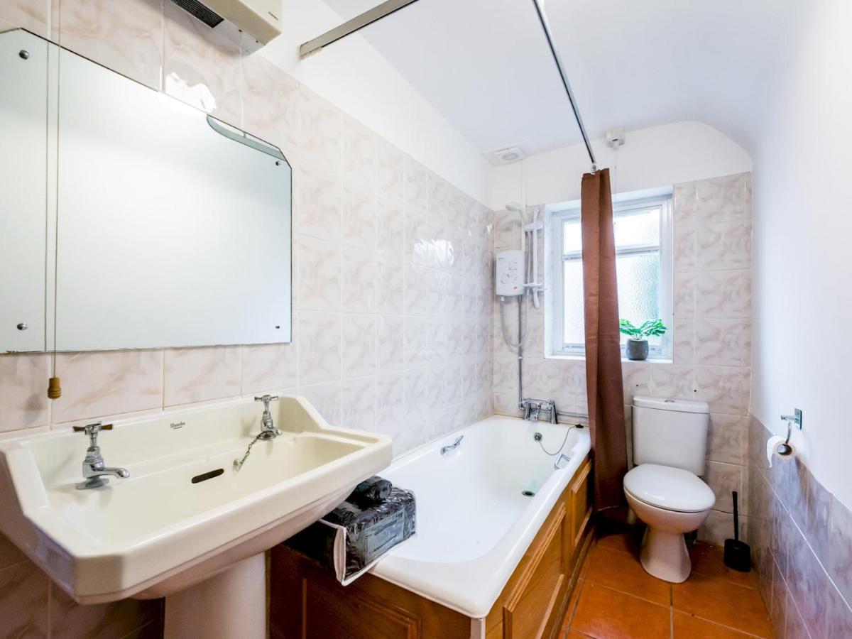 Pass The Keys 3 Bedroom Cottage In Cupar Buitenkant foto